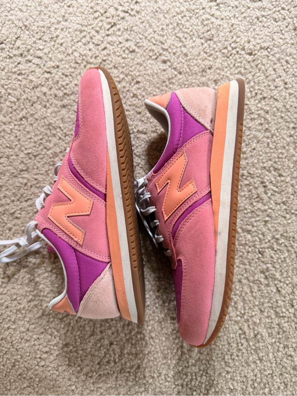 New Balance Colorblock Pink, Purple & Peach 420 Sneakers - Picture 4 of 6